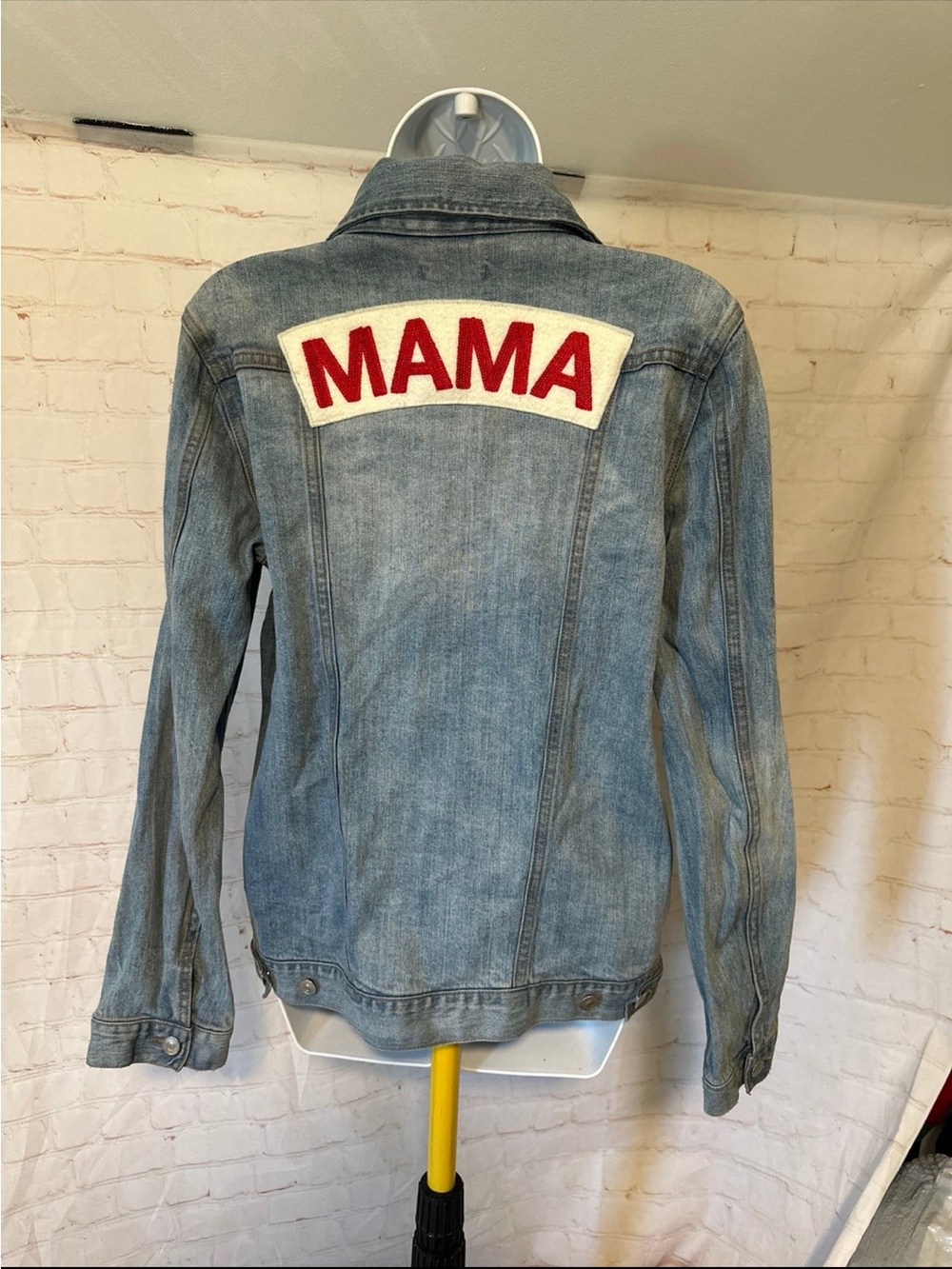 Ingrid & Isabel Mama Jean Jacket Sz M